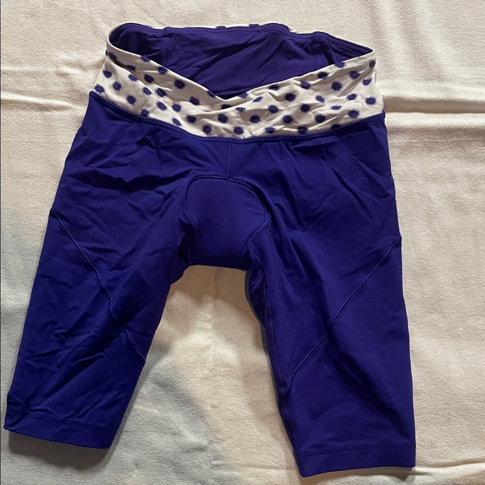 lululemon athletica  Purple cycling shorts with Polka Dot Waist